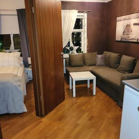 Mona Lisa Apartment Акурейрі Екстер'єр фото