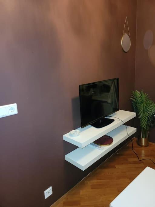 Mona Lisa Apartment Акурейрі Екстер'єр фото