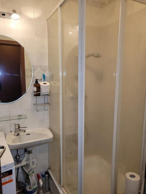 Mona Lisa Apartment Акурейрі Екстер'єр фото